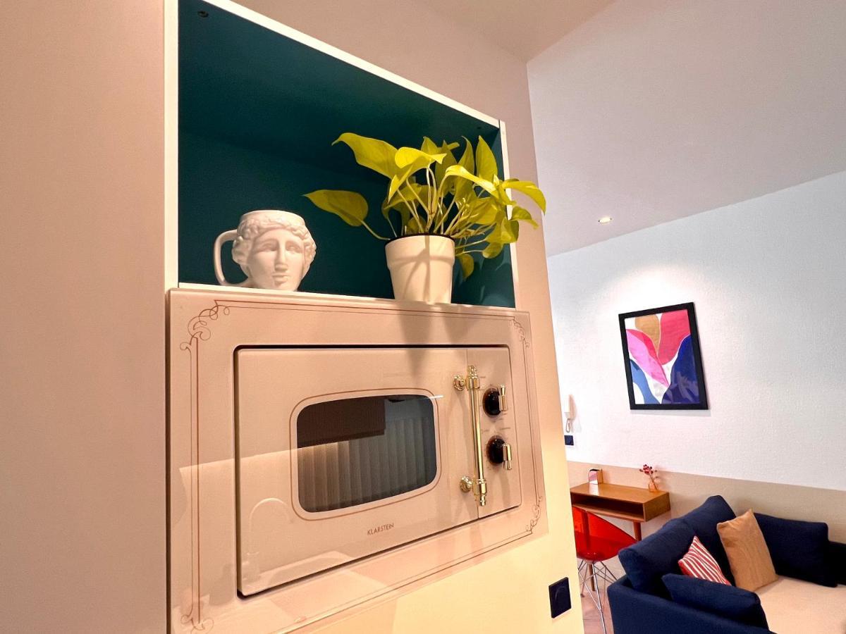 Roma Reva: Design Et Home Cinema Nîmes Exteriör bild